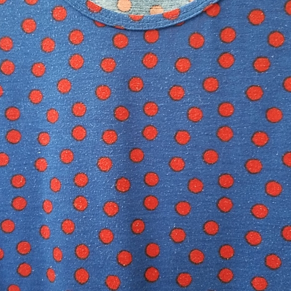 LulaRoe t-shirt - Picture 3 of 4